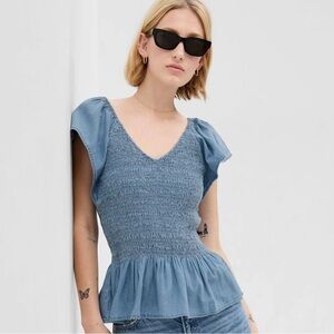 GAP| Ruffle Denim Peplum Top